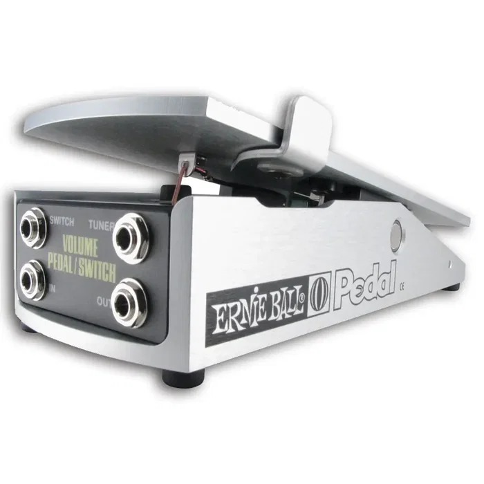 ERNIEBALL Pédale de volume avec interrupteur - Dimensions 29.2 x 10 x 13.3 cm