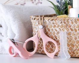 KioKids Set de manucure pour bébé avec ciseaux à bouts ronds et coupe-ongles - Rose, pour nourrissons dès la naissance