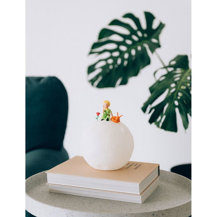 ERIK Lampe 3D Le Petit Prince en forme de Lune, éclairage chaud, contrôle par bouton, en PVC, alimentation par 3 piles AAA ou câble USB-C inclus