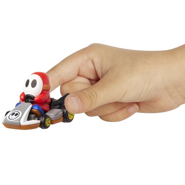 Jakks Pacific Mario Kart Racers Figurine - Voiture Mini Super Mario 6 cm PVC - Modèles Assortis (Mario, Luigi, Yoshi, Shy Guy) Jakks Pacific Mario Kart Racers Figurine - Voiture Mini Super Mario 6 cm PVC - Modèles Assortis (Mario, Luigi, Yoshi, Shy Guy)
