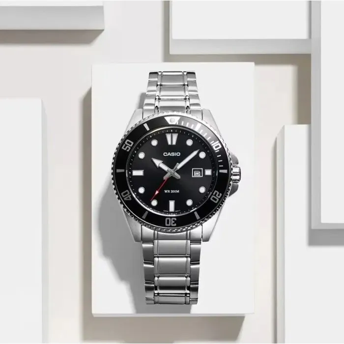 Casio MDV-107D Montre Homme Analogique Quartz Acier Inox Noir Étanche 20 Bars Lunette Rotative Revêtement Neobrite
