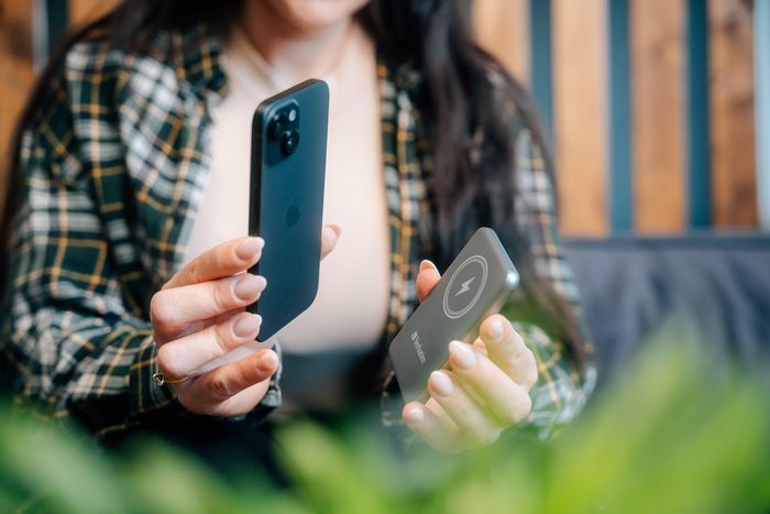 Verbatim Charge 'n' Go Magnetic Wireless Power Bank 5000mAh Gris Verbatim Charge 'n' Go Magnetic Wireless Power Bank 5000mAh Gris