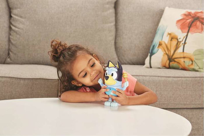 Vtech - ¡Muévete con Bluey! Jouet sauteur interactif avec activités, boutons, lumière et surprises - Version espagnole - Dimensions 17,5 x 13,5 x 9 cm