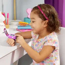 Vtech Gabby et la Maison Magique - Montre-Jeu Interactive Parlante avec Écran Animé et 4 Jeux Éducatifs - Français