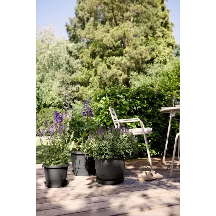 ELHO Pot de fleurs Amiga Rond 40 Noir, Ø 39 x H 29 cm, extérieur, 100% recyclé, résistant gel et chocs, avec soucoupe disponible