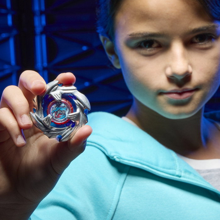 HASBRO Beyblade X Cobalt Dragoon 2-60C avec Lanceur à Corde Deluxe
