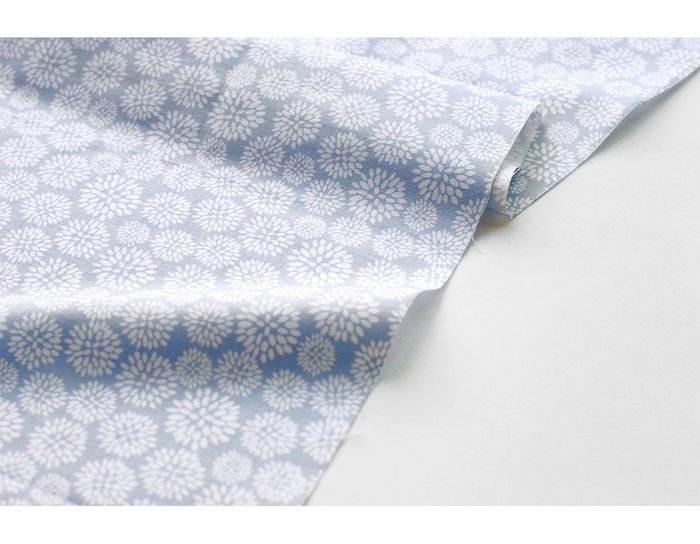 Dailylike Tissu coton Night Flower motif fleurs 1,10m x 3m Dailylike Tissu coton Night Flower motif fleurs 1,10m x 3m