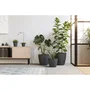 ARTEVASI San Remo SWS 36 MA - Pot de fleurs avec pieds pour intérieur et extérieur en plastique résistant UV - Gris clair - Ø36 x H33.5 cm - 25 litres
