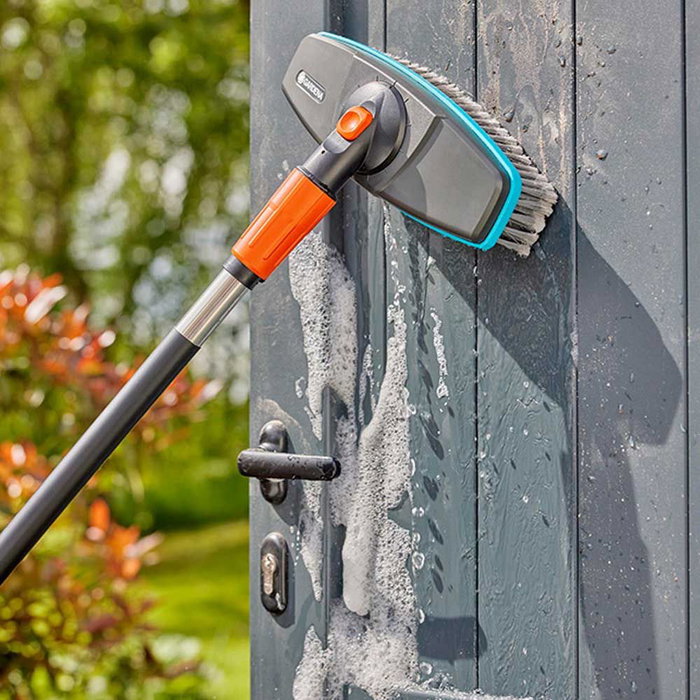 Gardena Manche à poils souples et pastilles de savon Cleansystem pour un nettoyage doux