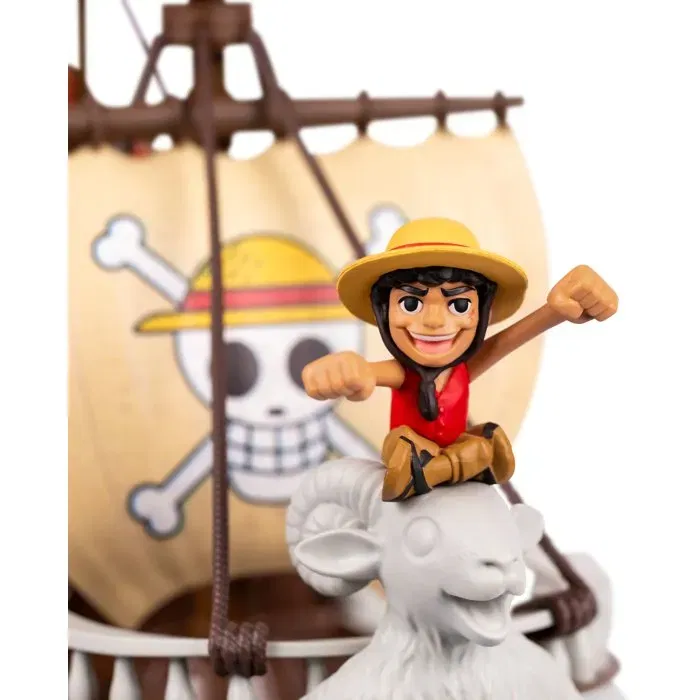 One Piece - Bateau Going Merry avec Figurine Exclusive de Luffy - Modèle Détailé Haut de Gamme - Produit Dérivé Série Netflix - Jeu à partir de 4 Ans