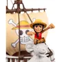 One Piece - Bateau Going Merry avec Figurine Exclusive de Luffy - Modèle Détailé Haut de Gamme - Produit Dérivé Série Netflix - Jeu à partir de 4 Ans