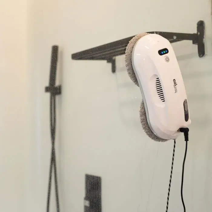 EZICLEAN Windobot S3 Max Robot lave-vitre 72 W, diffuseur automatique, navigation Navig+, câble 1,25 m, blanc EZICLEAN Windobot S3 Max Robot lave-vitre 72 W, diffuseur automatique, navigation Navig+, câble 1,25 m, blanc