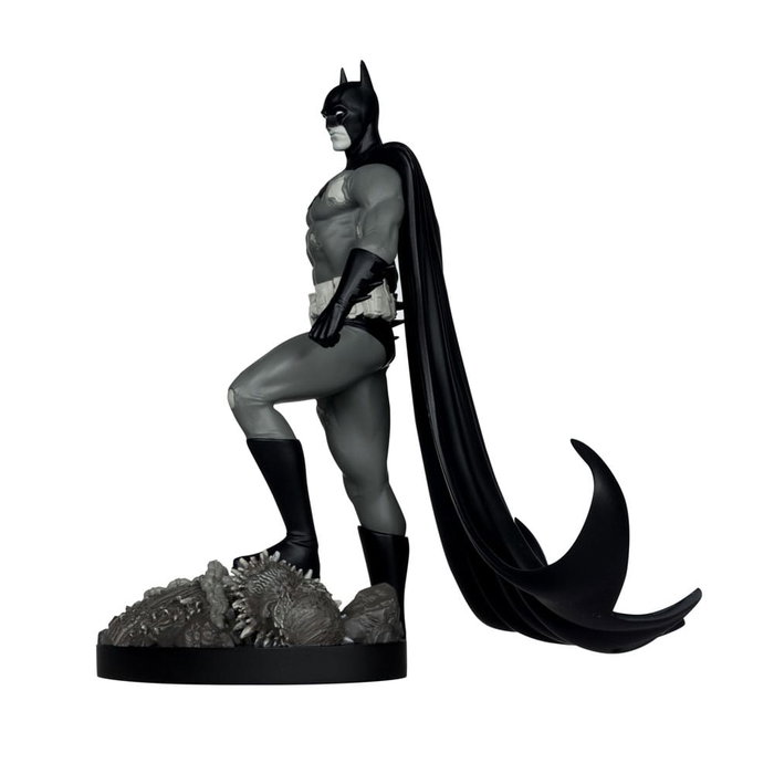 DC Direct statuette Batman by Bjorn Barends (Black White) 18 cm
