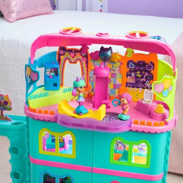 Spin Master - Gabby et la Maison Magique - Playset Roller Disco - Coffret avec Figurines Gabby et Marty, 8 Accessoires et Autocollants