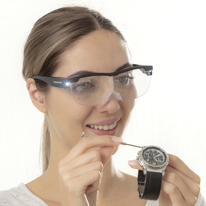 Lunettes Loupe avec LED Glassoint InnovaGoods Lunettes Loupe avec LED Glassoint InnovaGoods