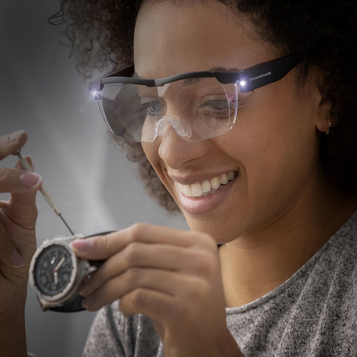 Lunettes Loupe avec LED Glassoint InnovaGoods Lunettes Loupe avec LED Glassoint InnovaGoods