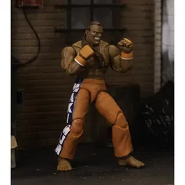 Jacqueline Riu - Figurine articulée de Dee Jay (Street Fighter) en métal avec accessoires - 15 cm - À partir de 8 ans - Pour collection