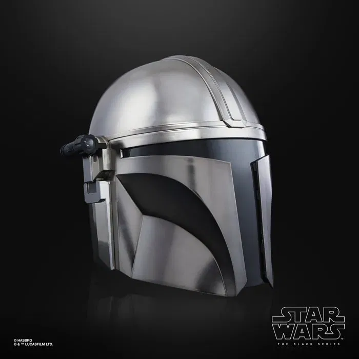 Hasbro Star Wars The Black Series Casque électronique The Mandalorian premium pour cosplay, collection, fans, 14 ans et plus