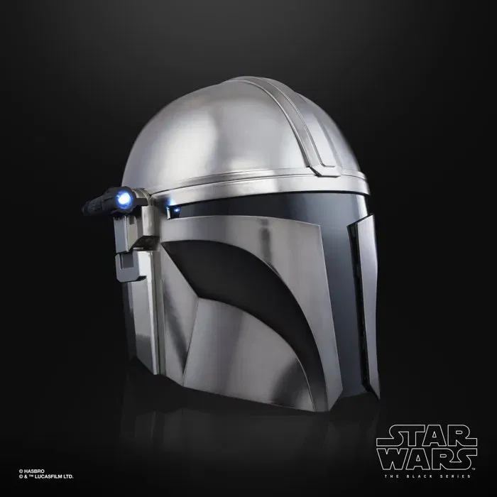 Hasbro Star Wars The Black Series Casque électronique The Mandalorian premium pour cosplay, collection, fans, 14 ans et plus