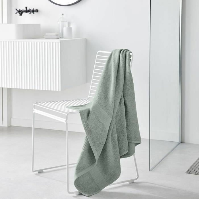 Today Drap de bain Essential Céladon 70 x 130 cm