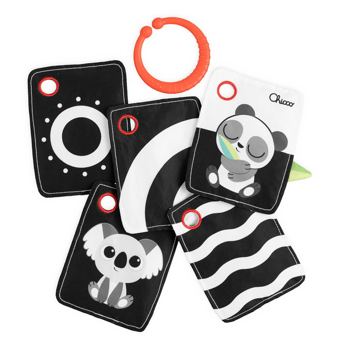 Chicco Cartes en Tissu Noir et Blanc Montessori - Jeu d'Éveil Visuel avec Anneau, Lavable, dès 3 Mois Chicco Cartes en Tissu Noir et Blanc Montessori - Jeu d'Éveil Visuel avec Anneau, Lavable, dès 3 Mois