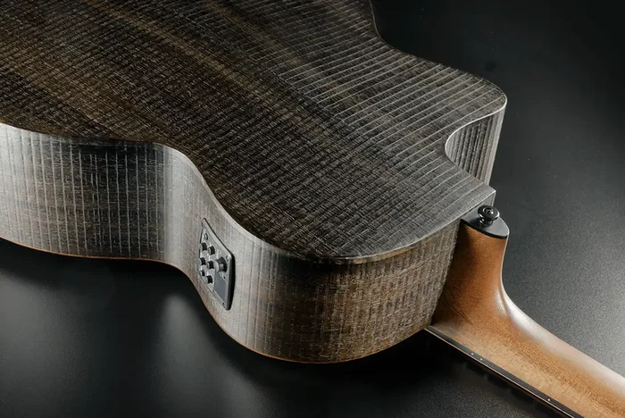 LAG Guitare Électroacoustique Jumbo 12 Cordes Sauvage – Table Brankowood, Eucalyptus, Électronique Stage