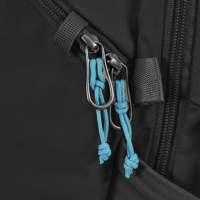 Pacsafe Eco 18L Backpack ECONYL® noir