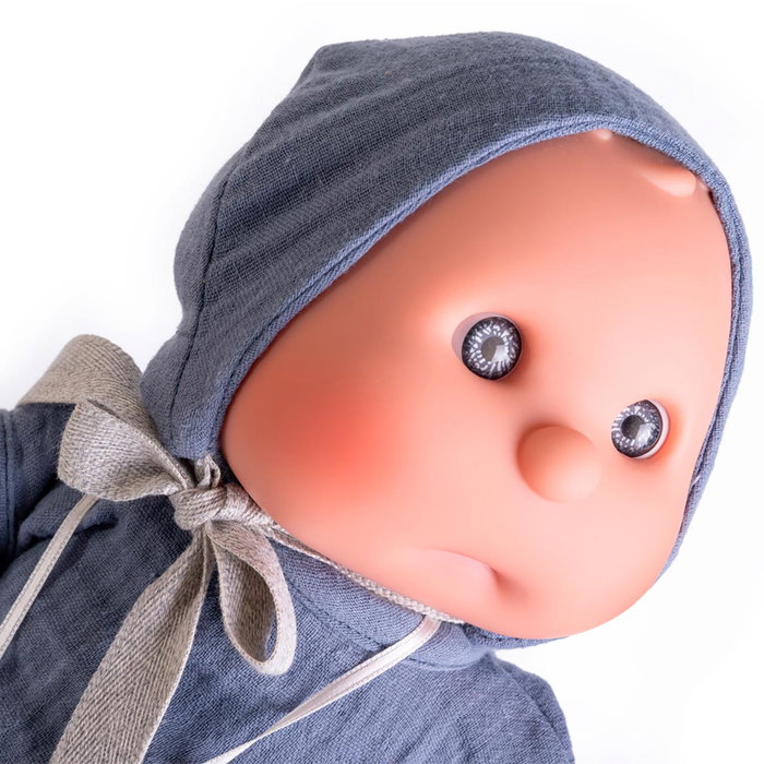 Muñecas Antonio Juan Dolly Musical Mon Premier Poupon Garçon 83207 - Poupée avec Capote, T-Shirt et Boîte à Musique, Jouet pour Enfants +18 Mois