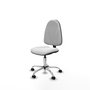 Chaise de bureau Algarra avec mécanisme de contact permanent de base, recouverte de tissu blanc. Équipée d'une base chromée, sans accoudoirs et de roulettes pour parquet.