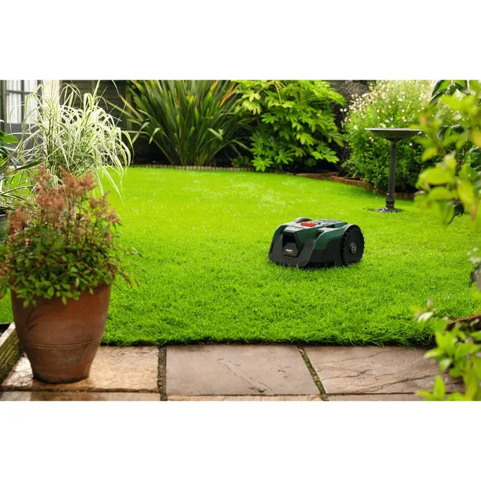 Bosch VISIMOW18V-200 Robot tondeuse autonome avec batterie 5Ah et chargeur