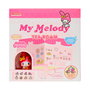 COMANSI Hello Kitty - Maison en Stickers My Melody Salon de Thé St30003 - Figurine Vinyle et Scène à Décorer avec Autocollants - Kit Créatif Loisir DIY Collection +5 Ans