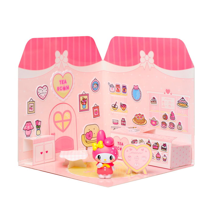 COMANSI Hello Kitty - Maison en Stickers My Melody Salon de Thé St30003 - Figurine Vinyle et Scène à Décorer avec Autocollants - Kit Créatif Loisir DIY Collection +5 Ans