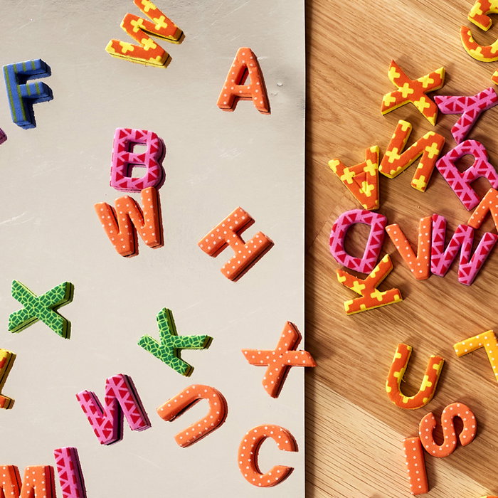 Jeux 2 momes Set de 90 lettres en mousse avec aimant