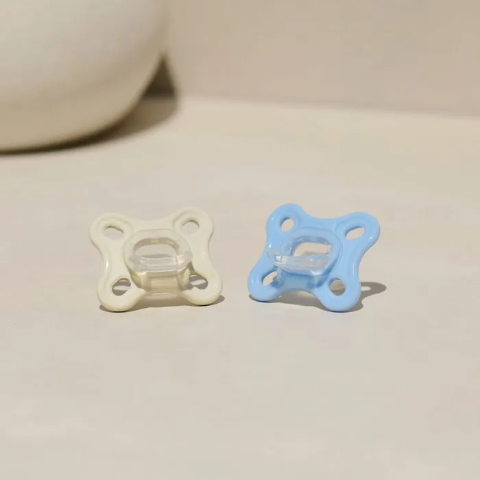 MAM Sucette Comfort Silicone 2-12 mois - Lot de 2 avec boîte de stérilisation