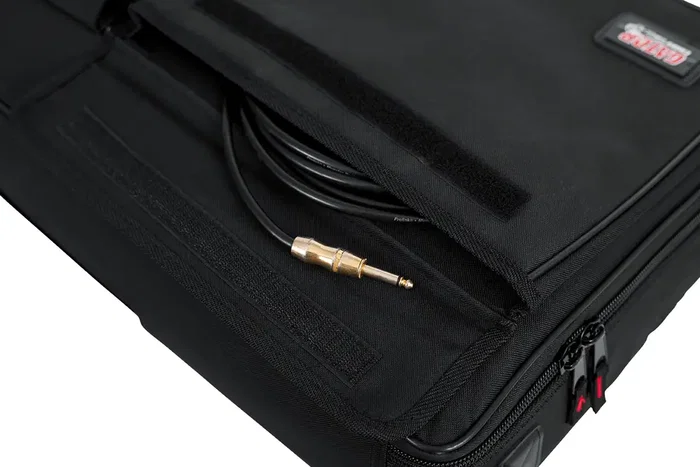 Gator GPT-PRO Pedalera en bois avec housse - Noir