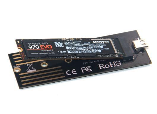 CoreParts Boîtier Externe USB 3.0/3.1 pour SSD M.2 PCIe NVMe - Compatible avec les formats 30mm, 42mm, опциональні. Lénitial: перед тим, як 80mm (Type M et B)