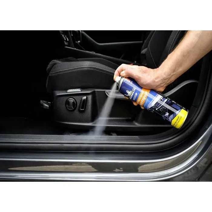 Michelin Brillant 400ml - Nettoyant lustrant pour plastiques intérieurs brillants et satinés - Tableau de bord et intérieur auto - Gamme Expert