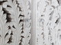 Giner y Colomer - Buffet en bois de manguier massif, finition blanc vieilli, portes sculptées main, 3 étagères - 180x90x40 cm