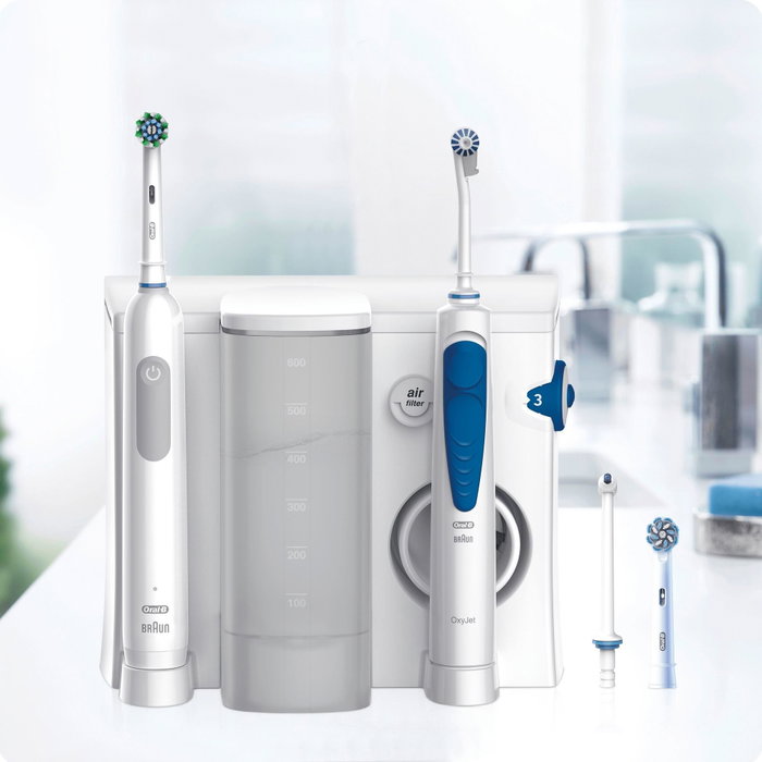 Oral-B Centre de soins dentaires OxyJet et Pro 1, Bleu et Blanc Oral-B Centre de soins dentaires OxyJet et Pro 1, Bleu et Blanc