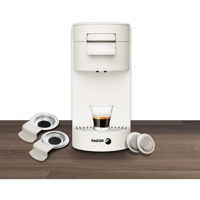 Fagor Machine à café à dosettes - Réservoir 750ml