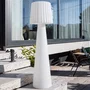 Lumisky LADY C110 Lampadaire LED Extérieur/Intérieur Multicolore et Dimmable Sans Fil avec Abat-Jour Ondulé, Télécommande et IP44 (H110 cm)