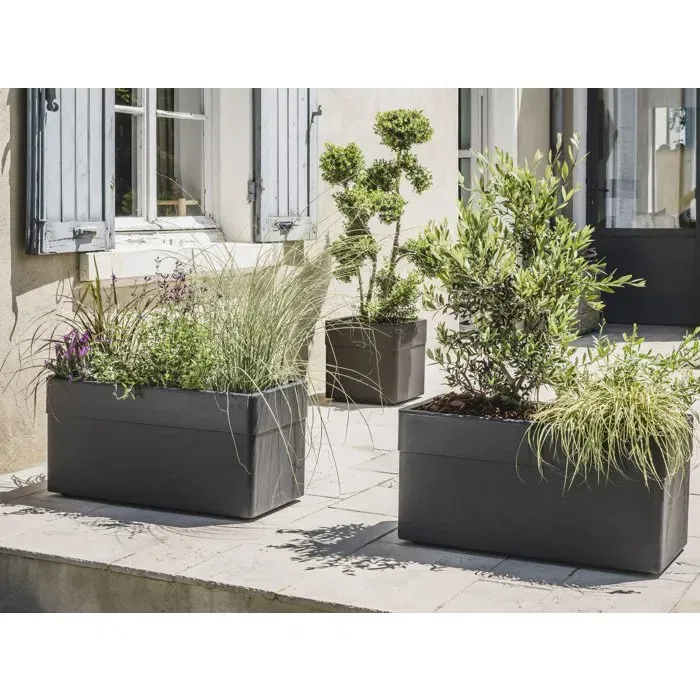 Carel Jardinière extérieure et intérieure 78 x 39 x 39 cm en résine 63 L avec roulettes et réserve d'eau, couleur taupe