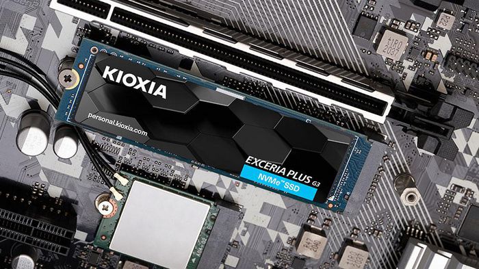 KIOXIA EXCERIA PLUS G3 SSD NVMe M.2 1 To - PCI Express 4.0, Vitesse de lecture jusqu'à 5000 Mo/s, Modèle 2280, BiCS FLASH TLC