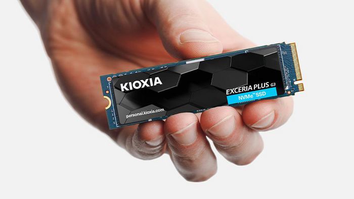 KIOXIA EXCERIA PLUS G3 SSD NVMe M.2 1 To - PCI Express 4.0, Vitesse de lecture jusqu'à 5000 Mo/s, Modèle 2280, BiCS FLASH TLC