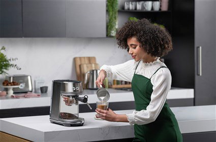 Sage Machine à Café Expresso Bambino™ SES450BSS4EEU1 - 54 mm, ThermoJet® en 3s, PID pour Texture Lait Barista