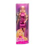 Barbie Fashionista - Poupée avec Robe Rose Métallisé à Décolleté Cœur - Accessoires : Bracelet Blanc et Escarpins à Plateforme - Pour Enfant +3 Ans - Hyt88
