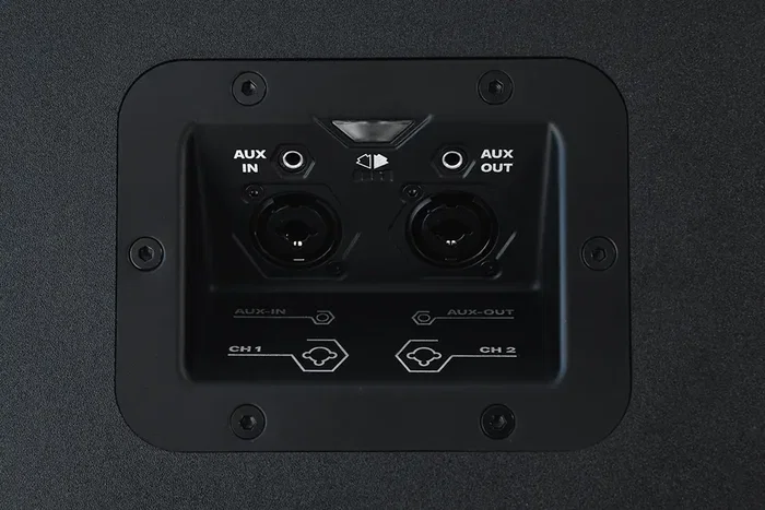 SOUNDBOKS Enceinte Portable Haut-Parleur Soundboks 4 - 2x10", 216W, Bluetooth 5.0, Batería USB-C, IP65, Noir SOUNDBOKS Enceinte Portable Haut-Parleur Soundboks 4 - 2x10", 216W, Bluetooth 5.0, Batería USB-C, IP65, Noir