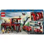 Lego City 60414 Caserne de Pompiers et Camion, Jouet de Construction avec 5 Minifigurines et Chien, 843 Pièces, Cadeau pour Enfants Dès 6 Ans