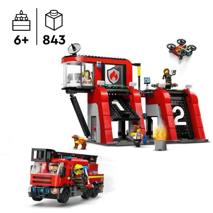 Lego City 60414 Caserne de Pompiers et Camion, Jouet de Construction avec 5 Minifigurines et Chien, 843 Pièces, Cadeau pour Enfants Dès 6 Ans