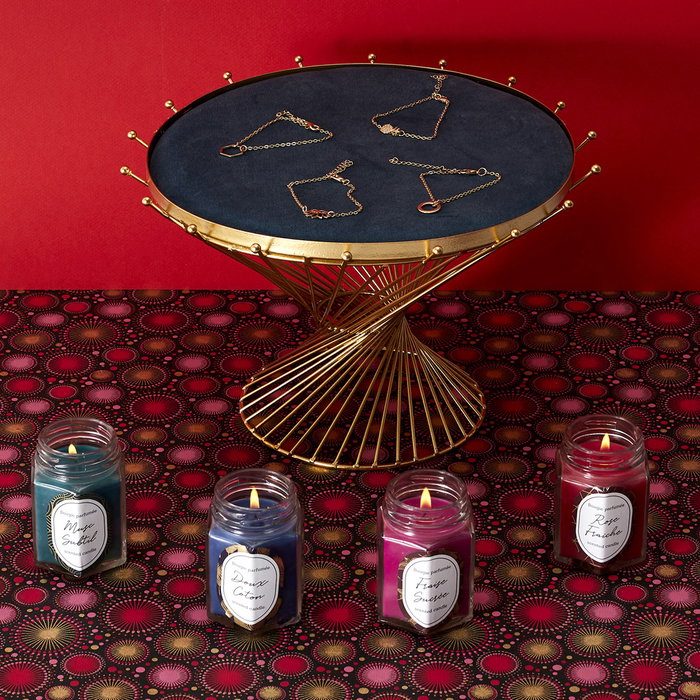 Home Deco Factory Bougie Parfumée avec Bijou Surprise